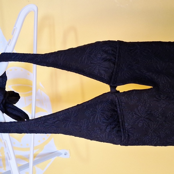 Full piece black patterned bathing suit - Picture 2 of 3